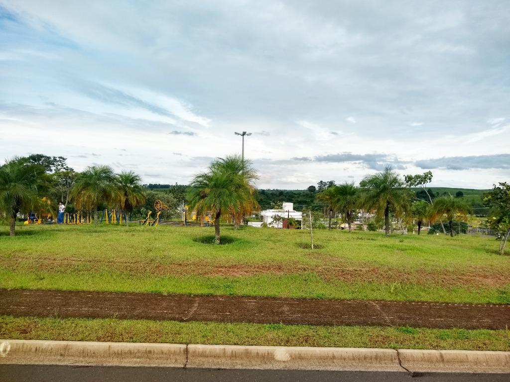 Terreno em Condomínio para comprar, no bairro  Terras de Ártemis  em Piracicaba - SP