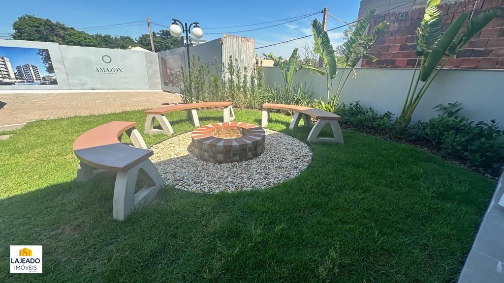 Apartamento à venda no Universitário: 