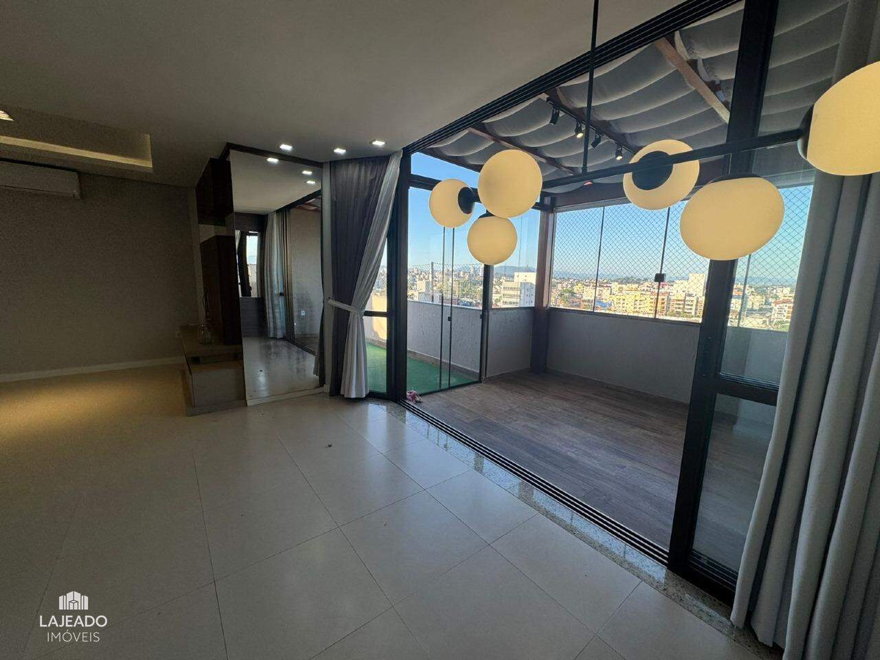 Cobertura para aluguel no Florestal: 