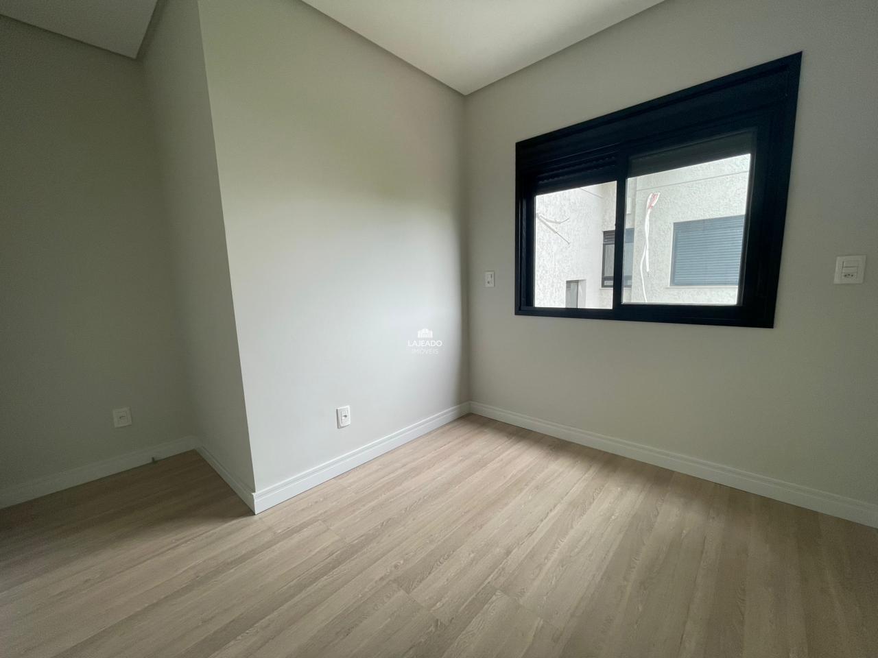 Apartamento para aluguel no Florestal: 