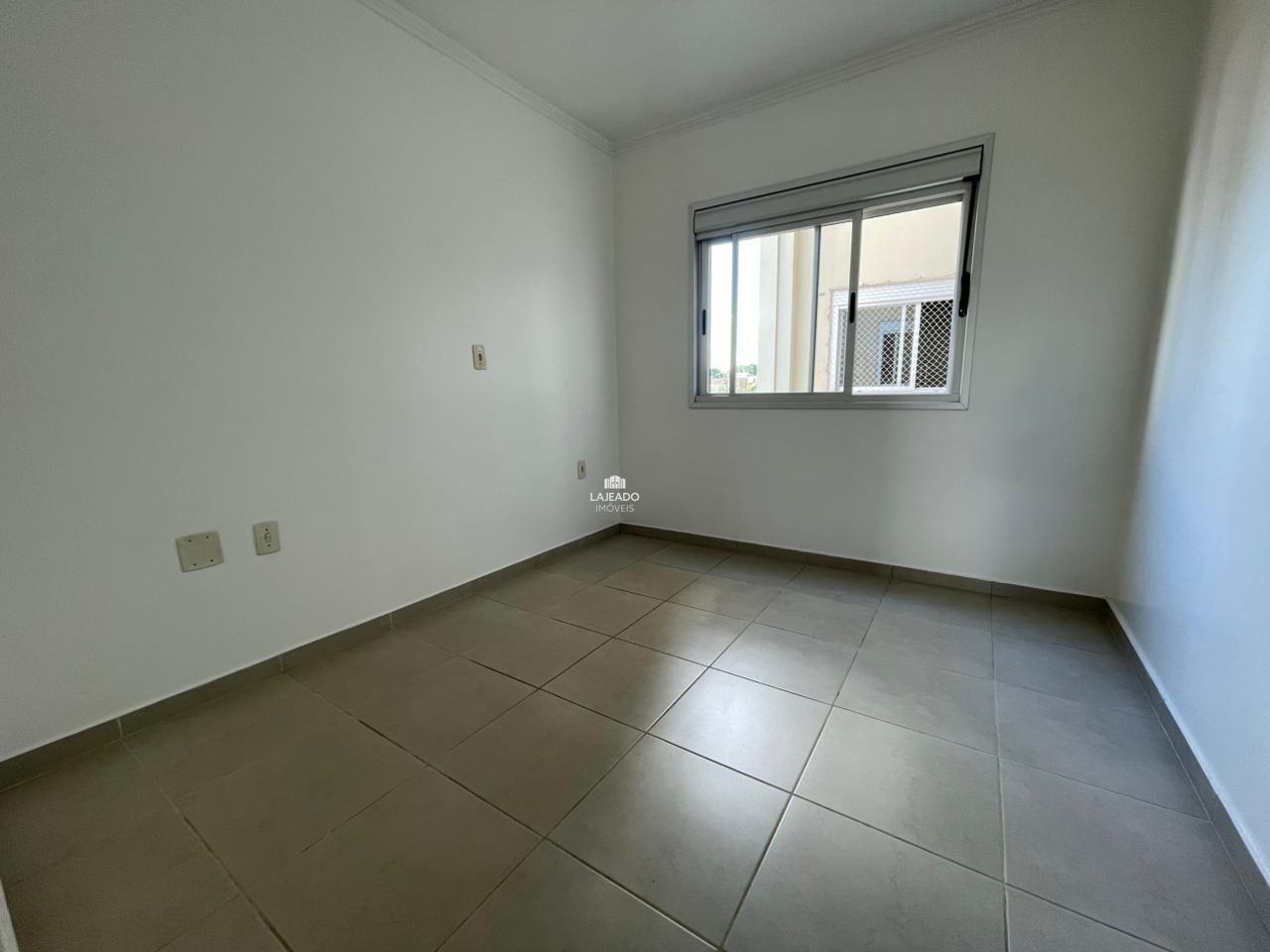 Apartamento para aluguel no Florestal: 