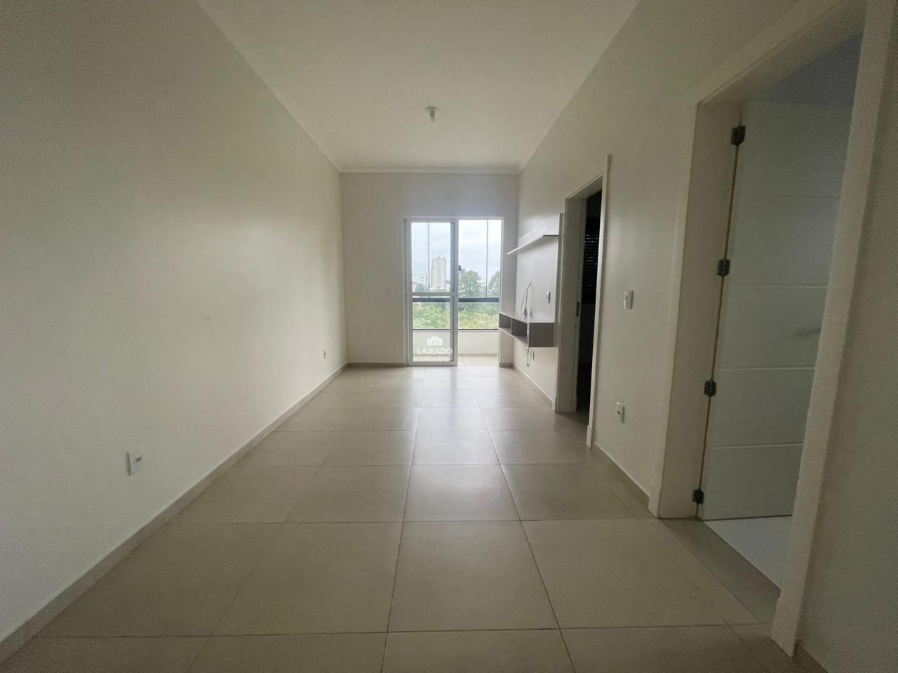 Apartamento para aluguel no Florestal: 