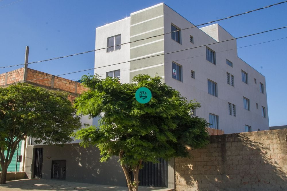 Apartamento à venda com 3 quartos, 2 suítes, 2 vagas paralelas e