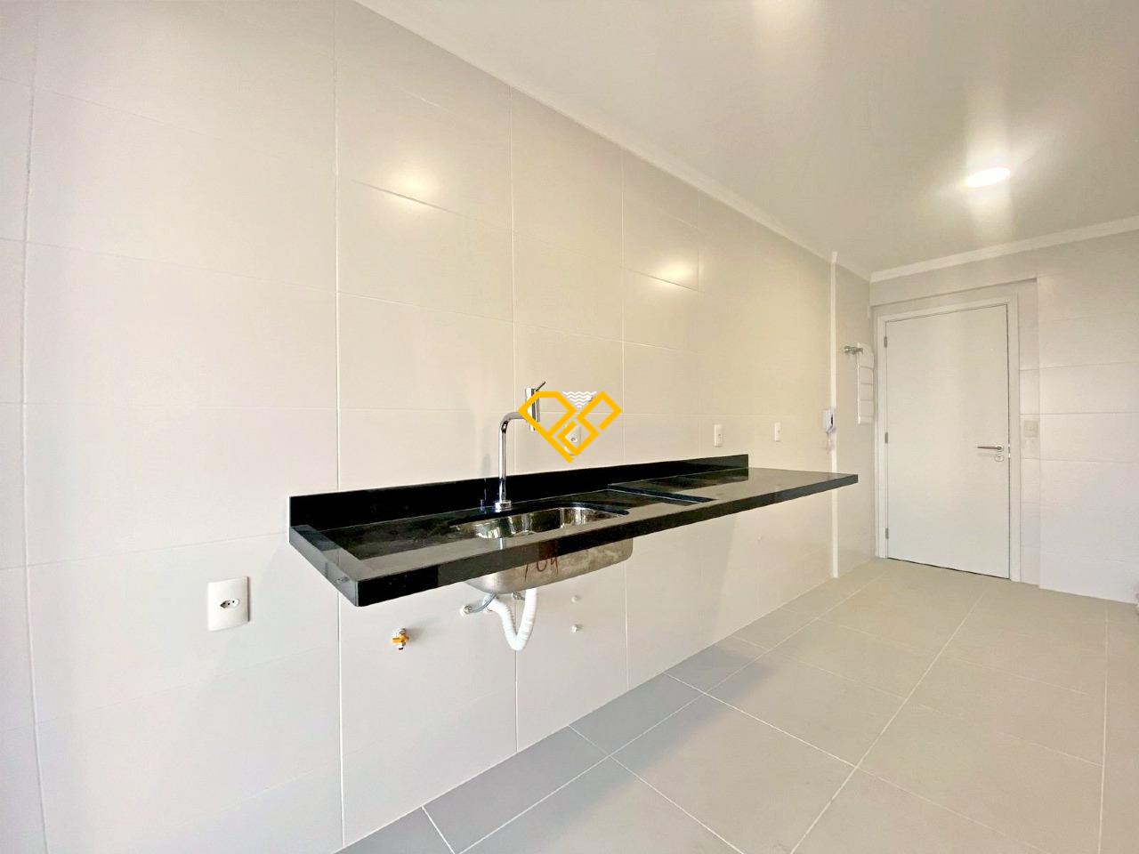 Apartamento à venda no Gonzaga: Cozinha