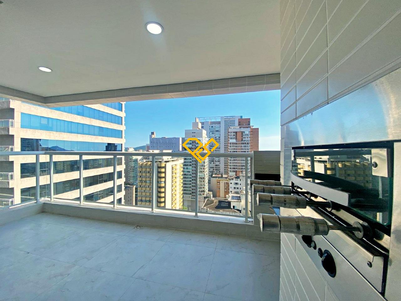 Apartamento à venda no Gonzaga: Varanda com churrasqueira