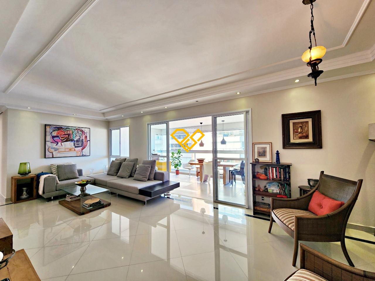 Apartamento à venda no Ponta da Praia: Sala