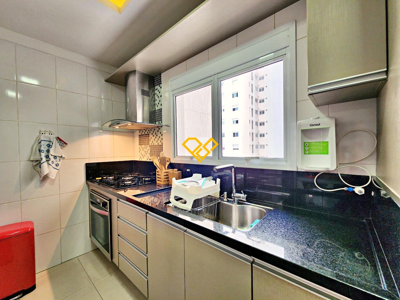 Apartamento à venda no Ponta da Praia: Cozinha