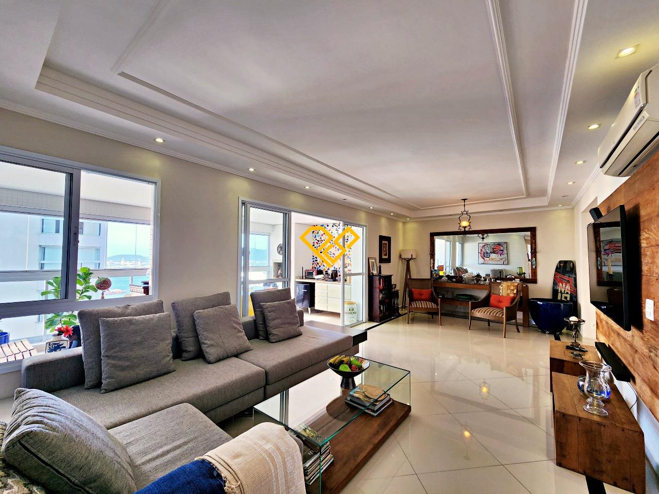 Apartamento à venda no Ponta da Praia: Sala