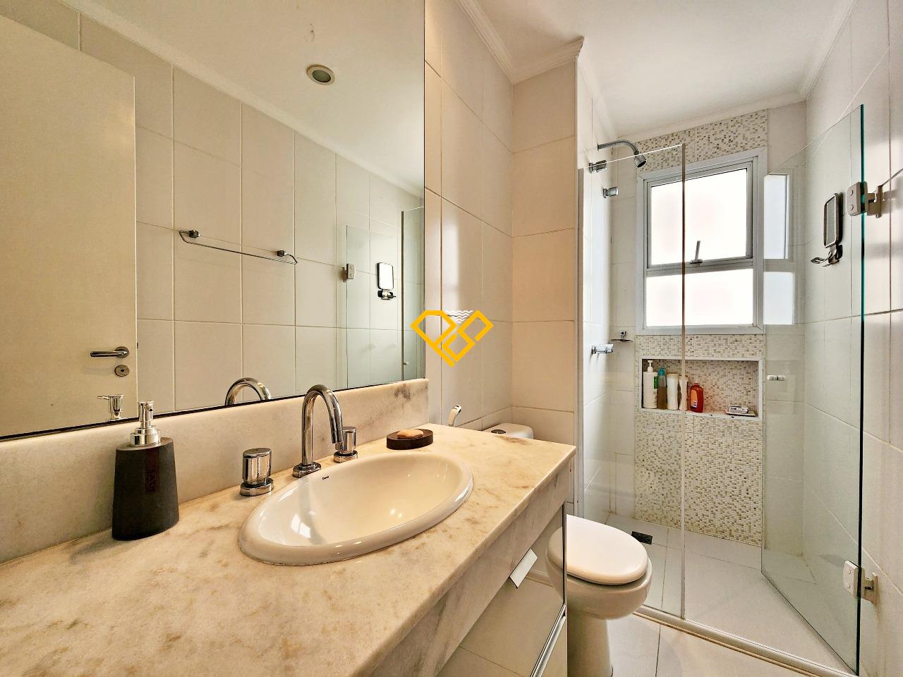 Apartamento à venda no Ponta da Praia: Wc social