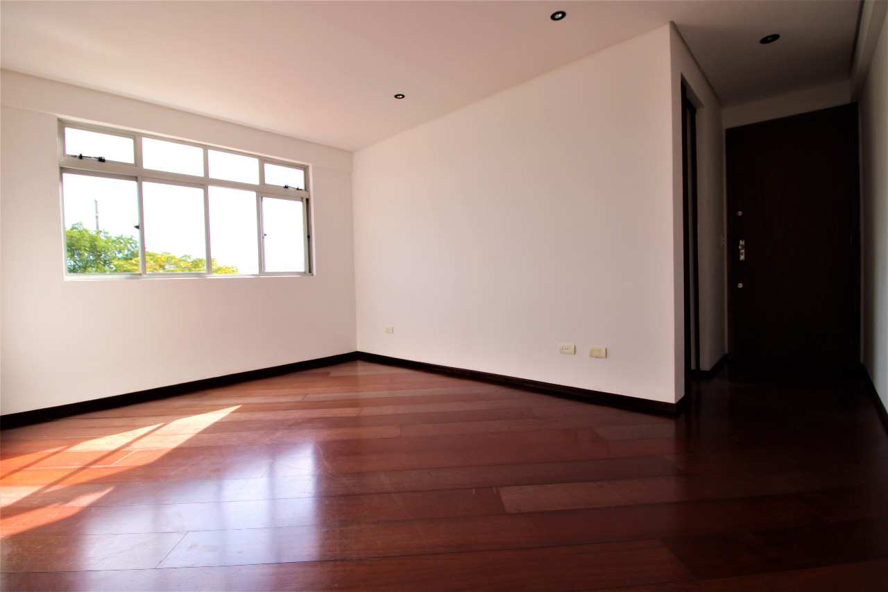 Apartamento para aluguel no Jardim Botânico: