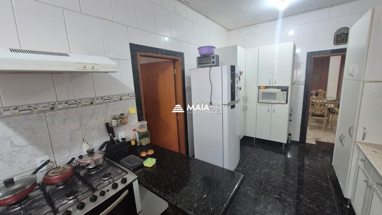 Casa de Condomínio à venda no Residencial Mário de Almeida Franco: 