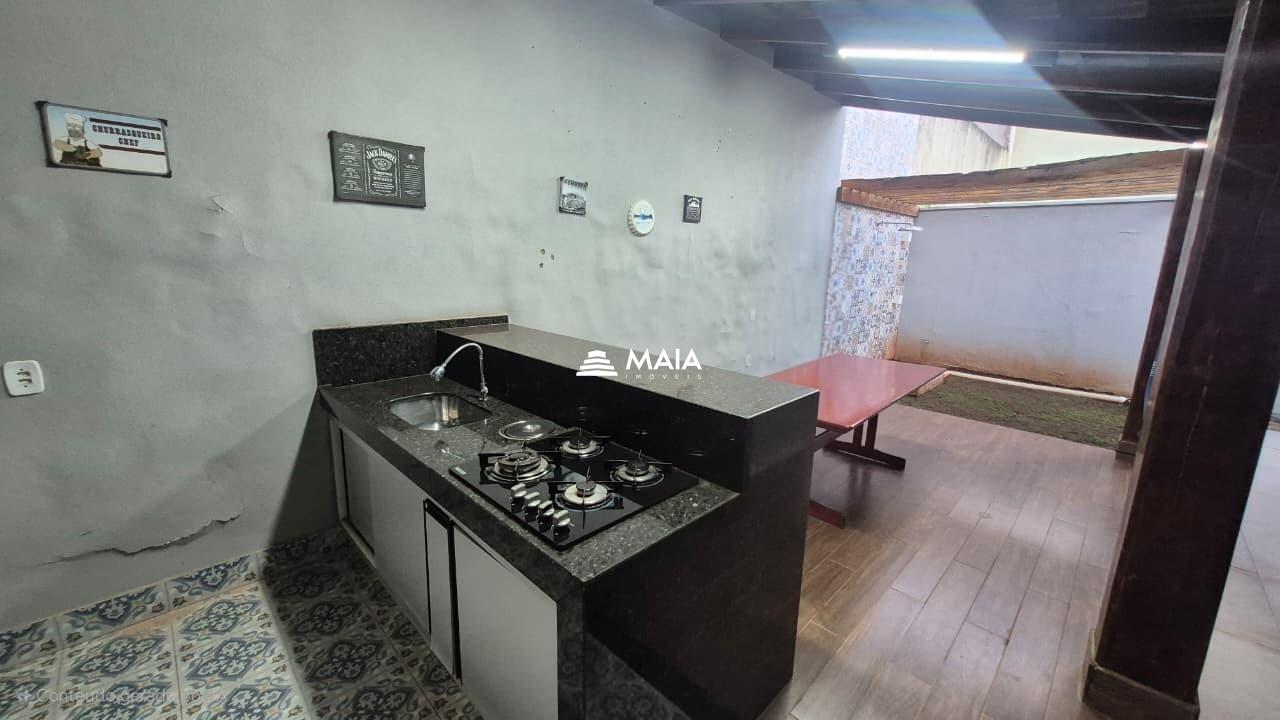 Casa de Condomínio à venda no Portal Beija Flor: 