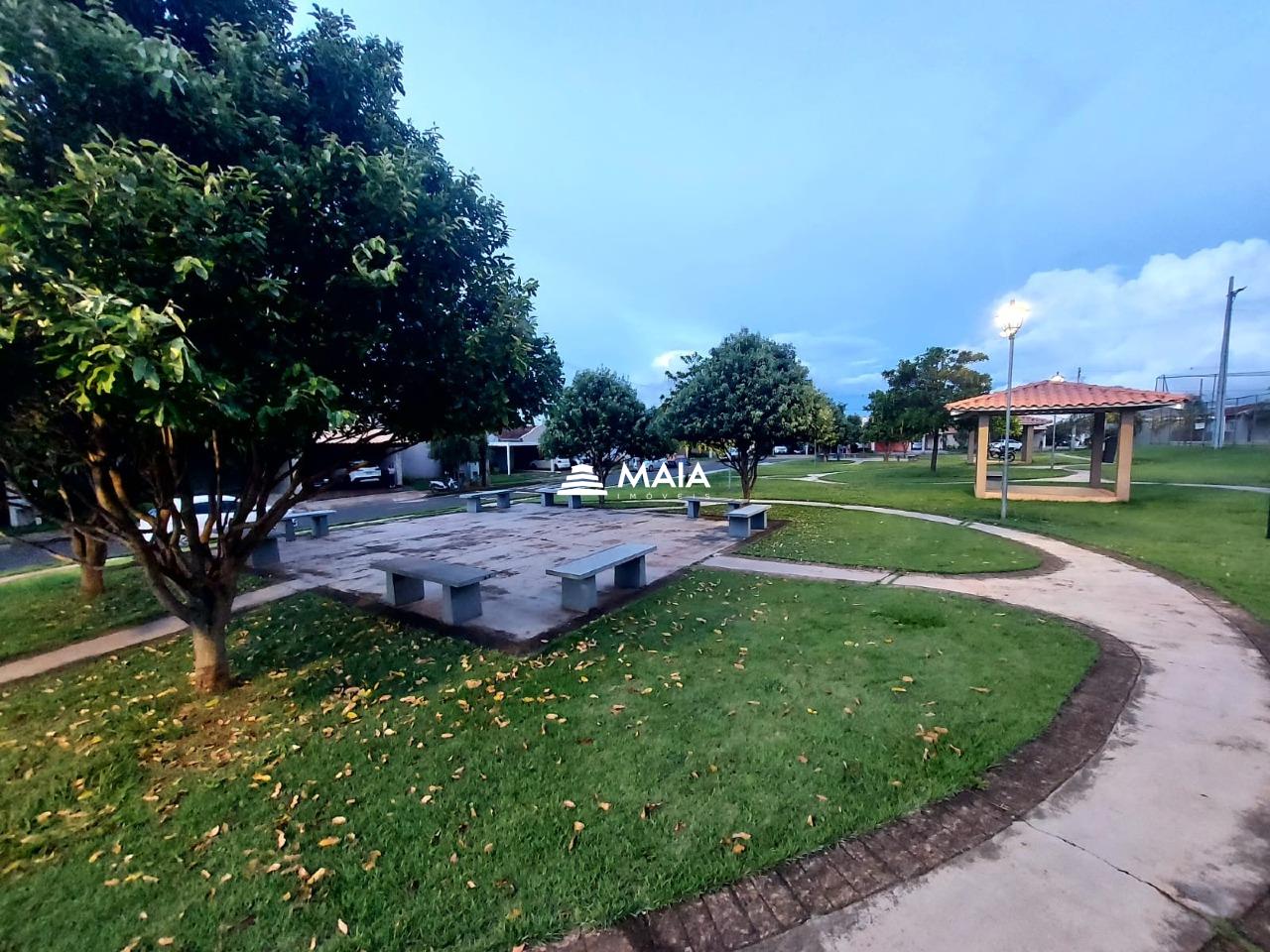 Casa de Condomínio à venda no Portal Beija Flor: 