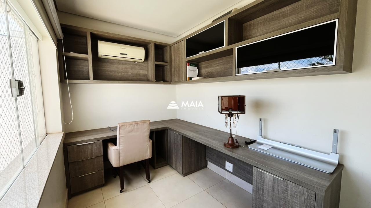 Casa de Condomínio à venda no Flamboyant Residencial Park: 