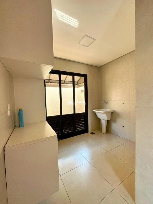 Casa de Condomínio para aluguel no Estância dos Ipês: 