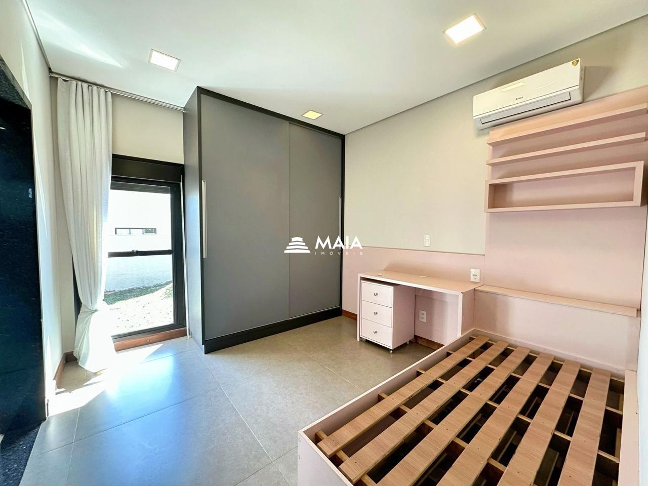 Casa de Condomínio para aluguel no Estância dos Ipês: 