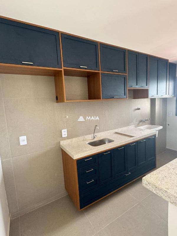 Apartamento à venda no Mercês: 