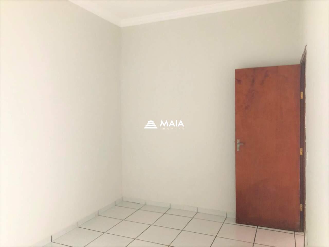 Casa para aluguel no Frei Eugênio: 