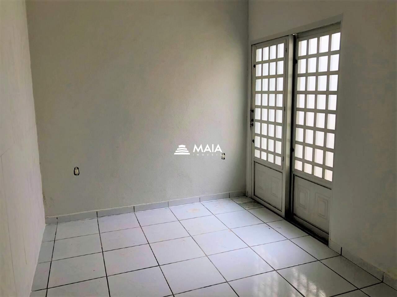 Casa para aluguel no Frei Eugênio: 