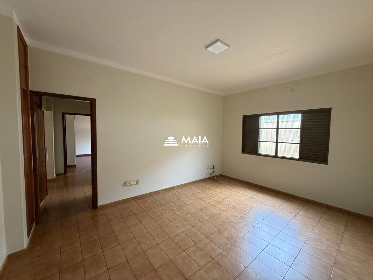 Casa à venda no Centro: 