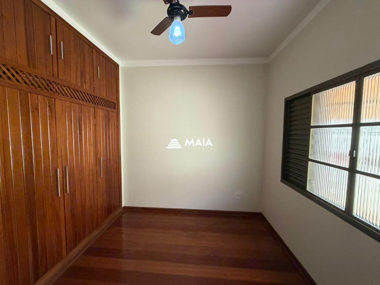 Casa à venda no Centro: 