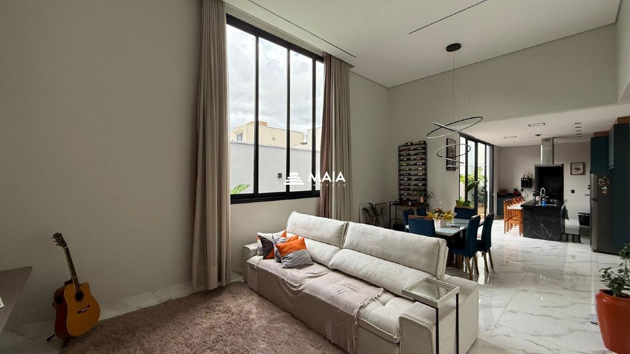 Casa de Condomínio à venda no Estância dos Ipês: 