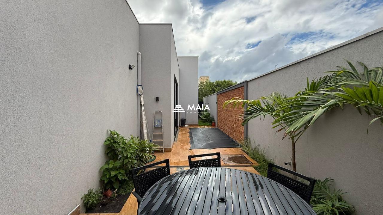 Casa de Condomínio à venda no Estância dos Ipês: 