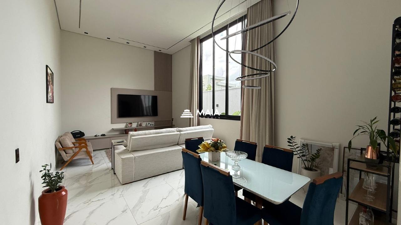 Casa de Condomínio à venda no Estância dos Ipês: 