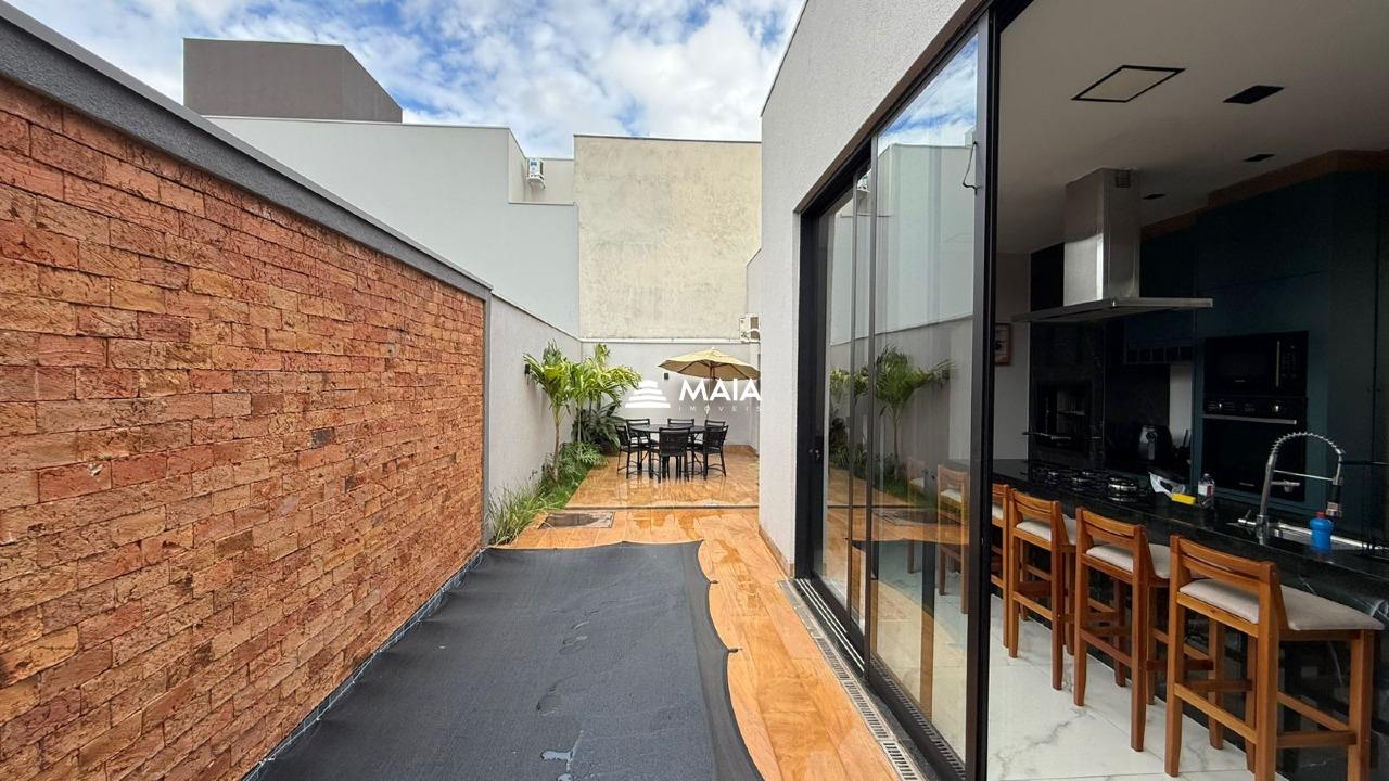 Casa de Condomínio à venda no Estância dos Ipês: 