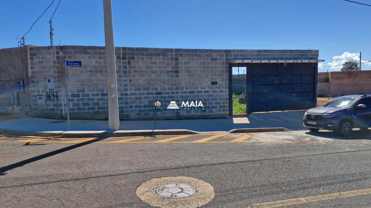 Terreno/Área à venda no Parque das Laranjeiras: 