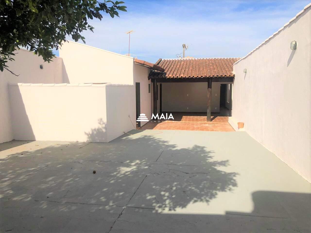 Casa à venda no Universitário: 