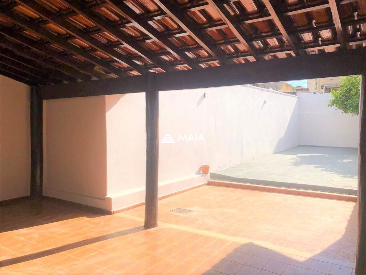 Casa à venda no Universitário: 