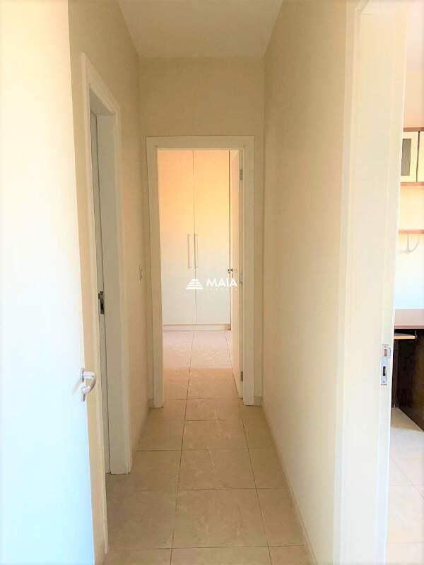 Apartamento à venda no Mercês: 