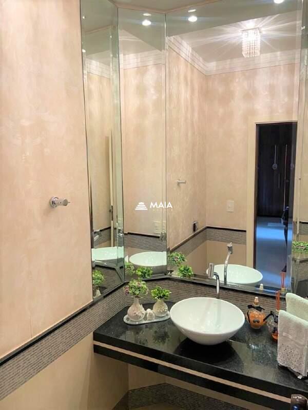 Casa à venda no Fabrício: 