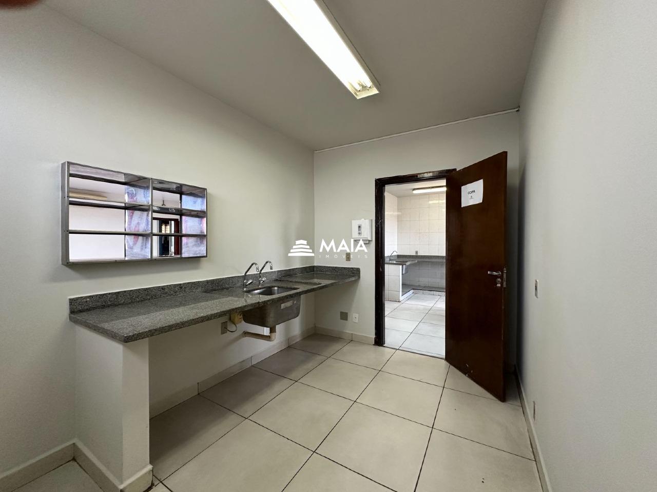 Galpão à venda no BR-050: 