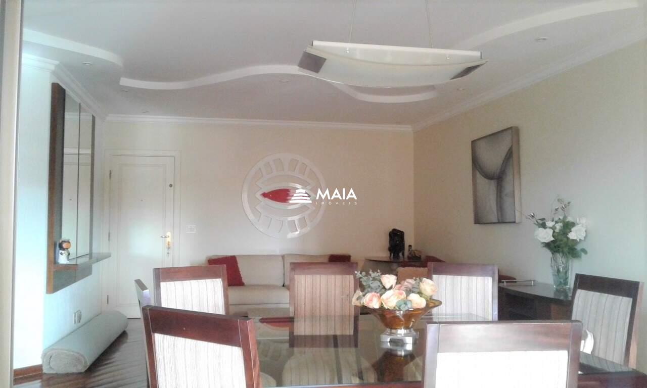 Apartamento à venda no Mercês: 