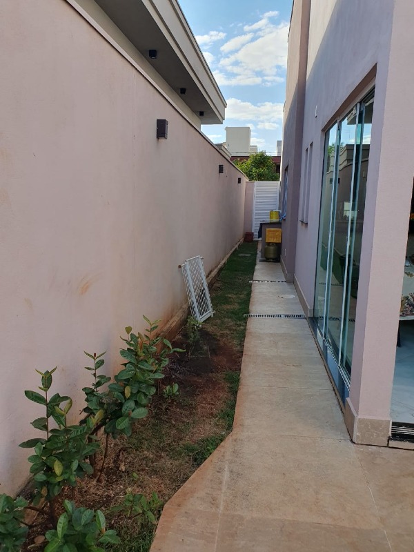 Casa de Condomínio à venda no Damha II - Res. Uberaba: 