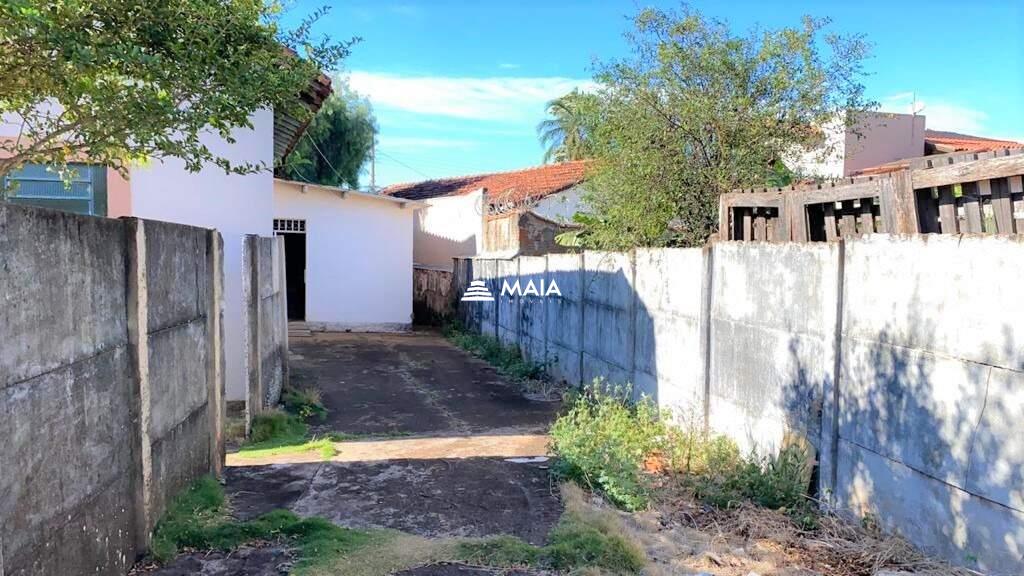 Terreno/Área à venda no Santa Maria: 