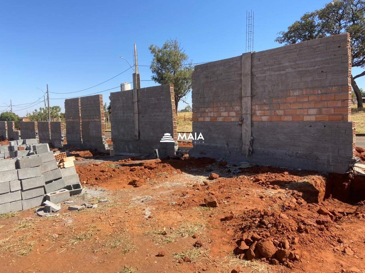 Terreno/Área à venda no Jardim Itália: 