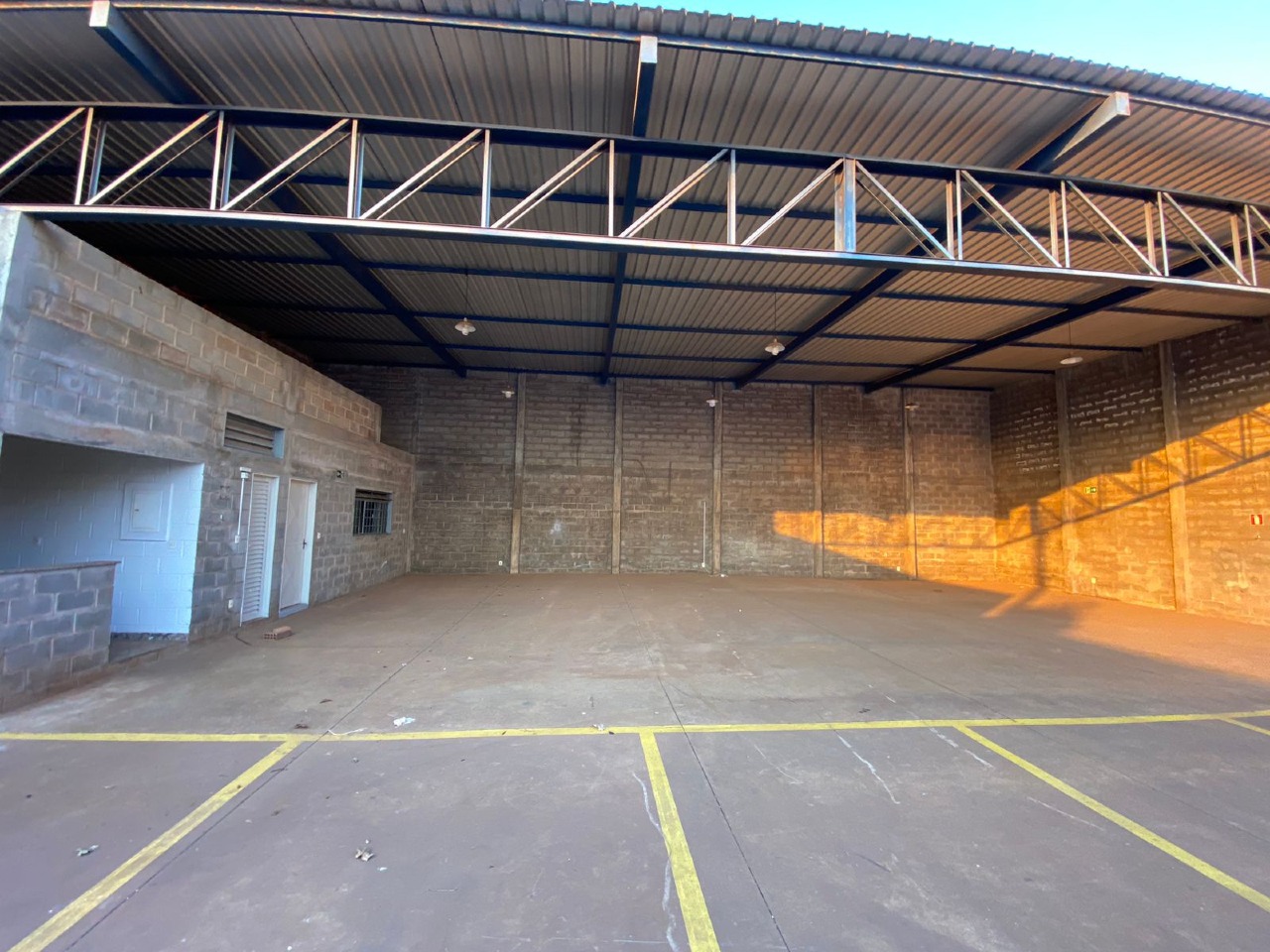 Galpão à venda no Jardim Maracanã: 