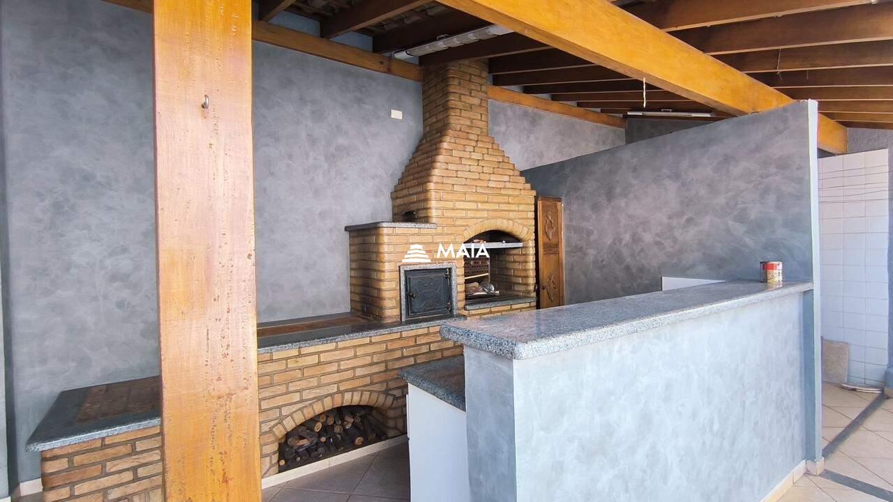 Casa à venda no Mercês: 