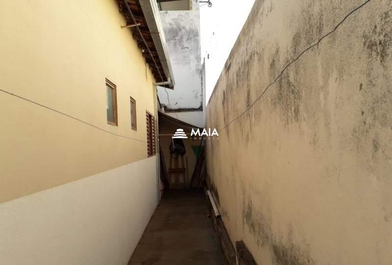 Casa à venda no Universitário: 