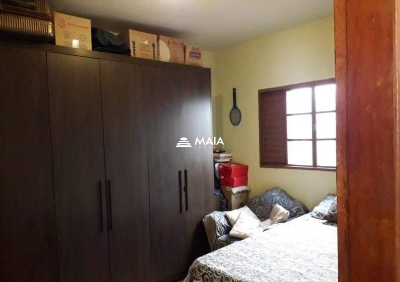 Casa à venda no Universitário: 