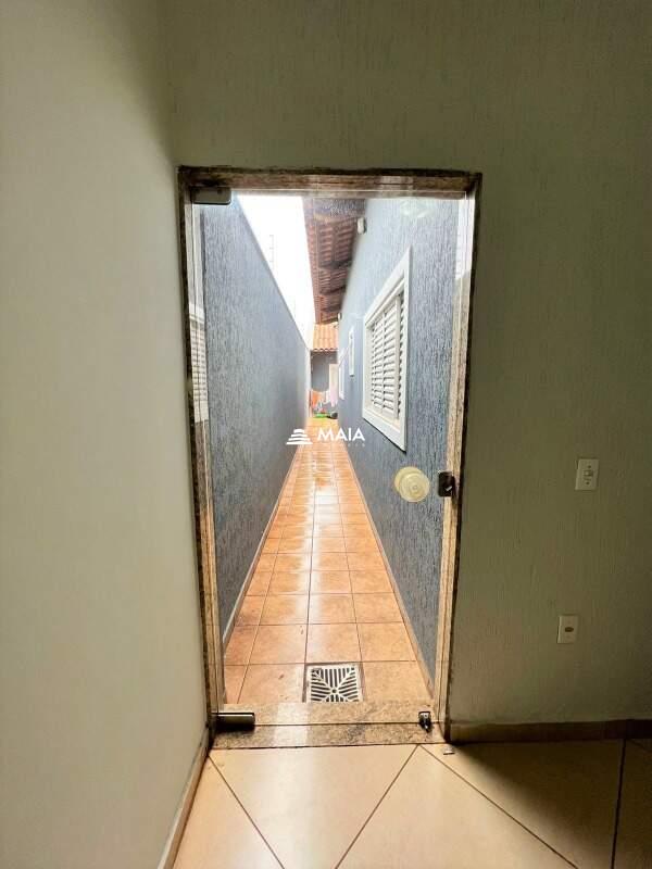 Casa à venda no Jardim do Lago: 