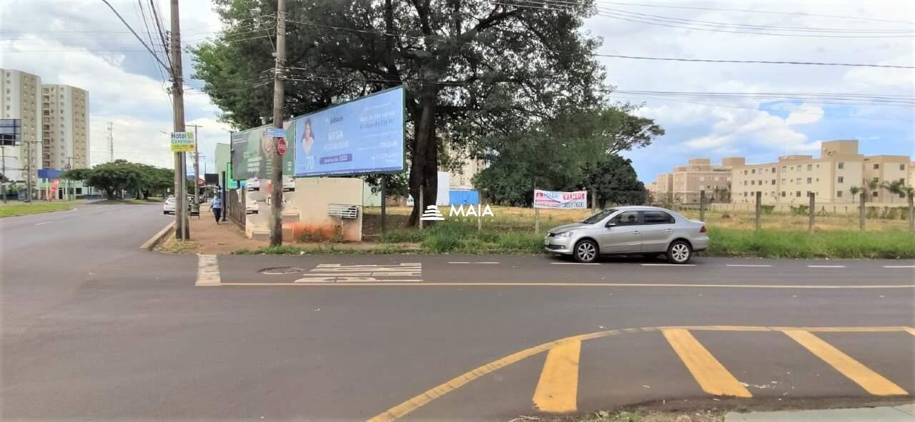 Terreno/Área à venda no Santa Maria: 