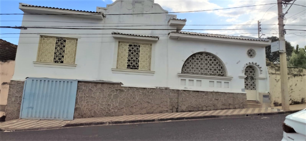 Casa à venda no Fabrício: 