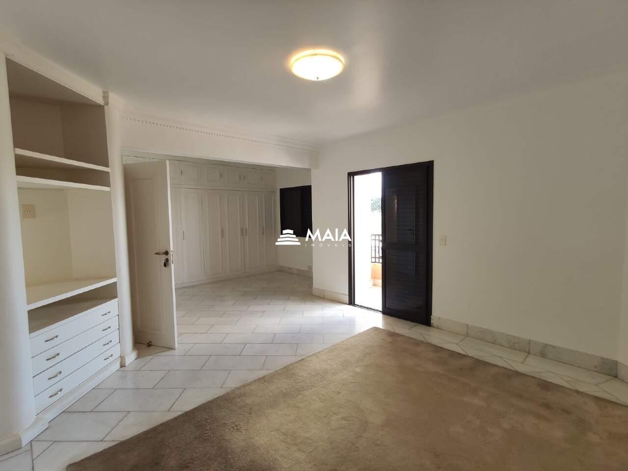 Apartamento à venda no Mercês: 