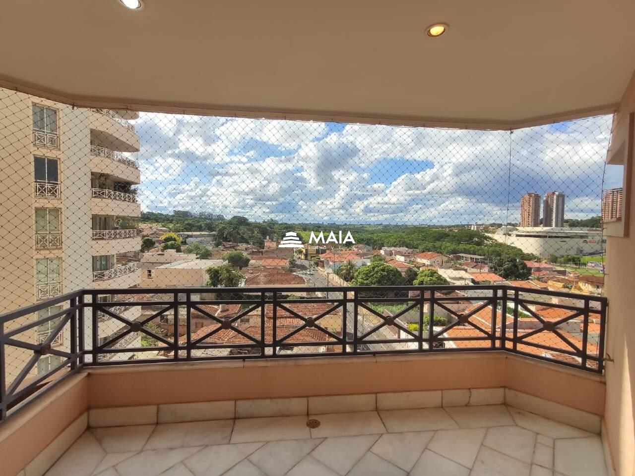 Apartamento à venda no Mercês: 