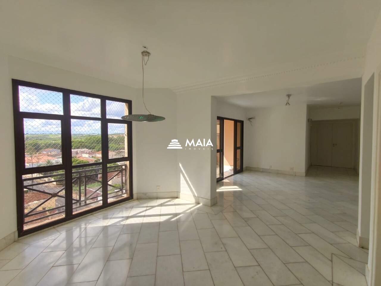 Apartamento à venda no Mercês: 