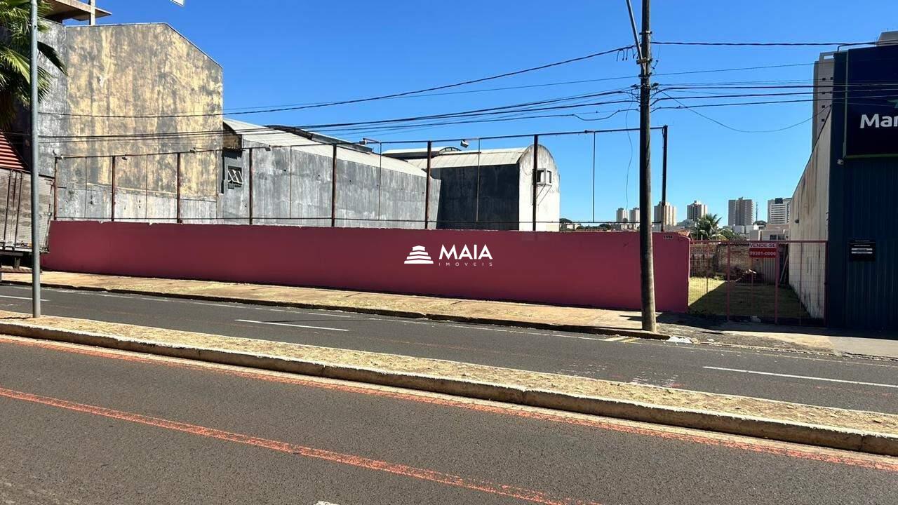 Terreno/Área à venda no Santa Maria: 